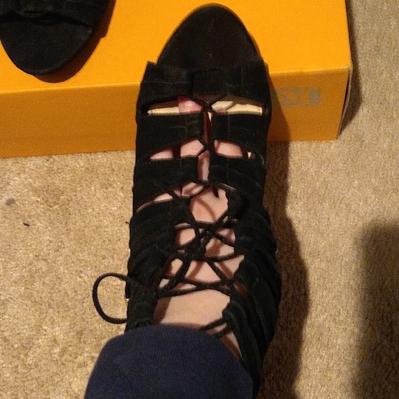 Jessica Simpson Black lace- up stilletto - Picture 7 of 7